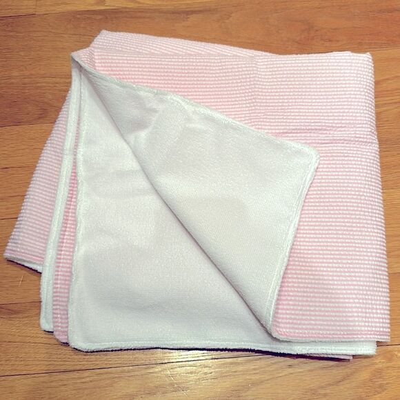 Seersucker Beach Towel - Picture 4 of 4